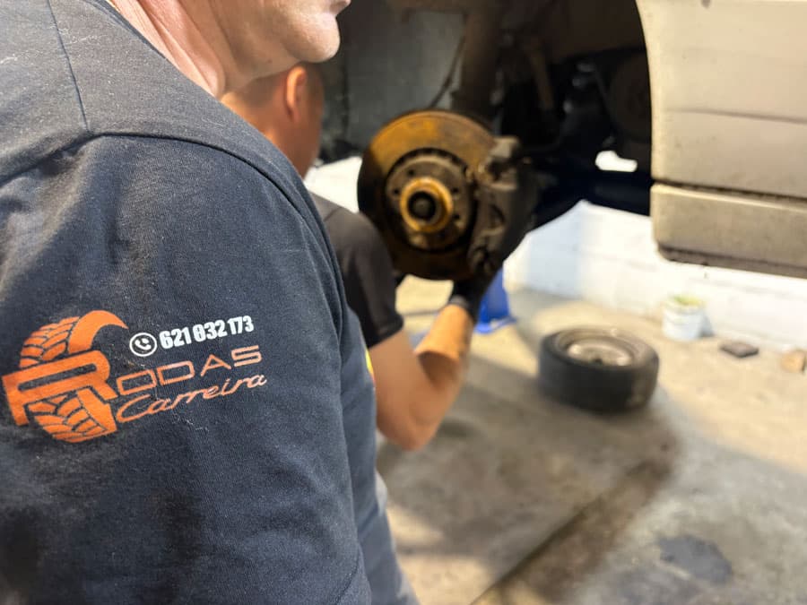 Reparación pinchazos en Pontevedra